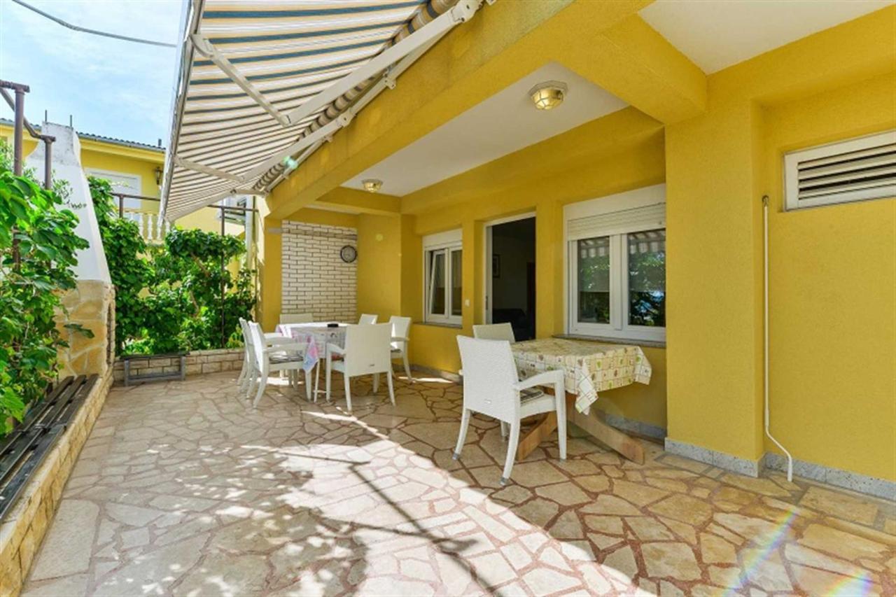 Apartment House Inga Vir Exterior foto